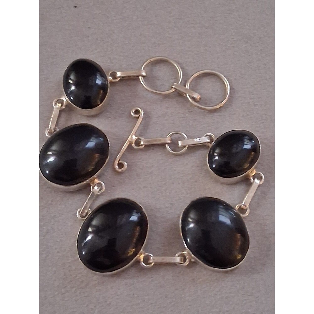 Black cabochon stone bezel-set nickel silver link bracelet, Adjustable 7-8